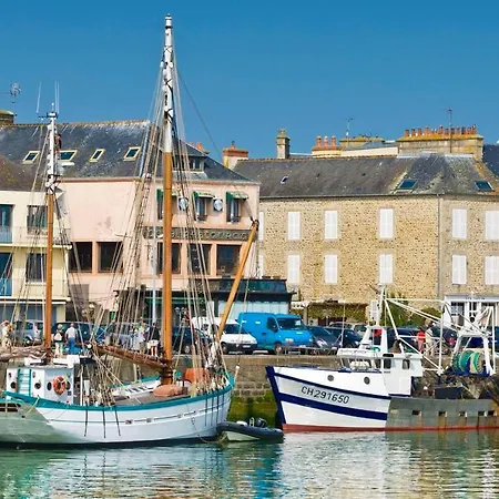 Cosy A Vaast La Hougue 55 M² + Parking *